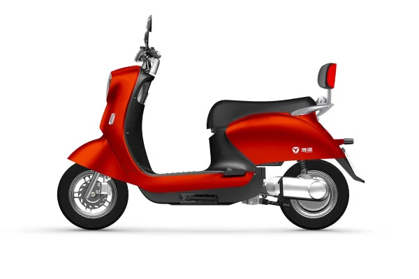 Yadea Baterijski skuter M6 72V 20Ah - crveni POKUĆSTVO