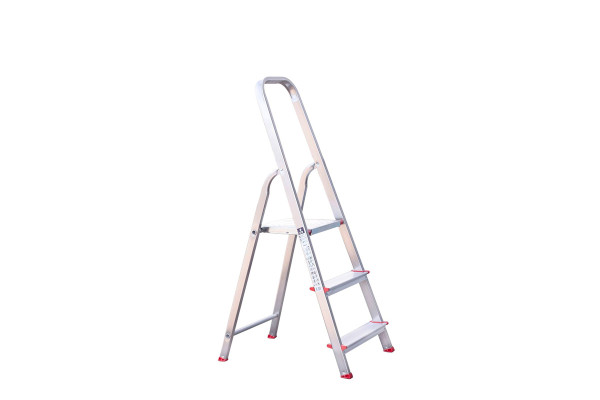 Merdevine aluminijumske step 2 + 1 gazišta POKUĆSTVO