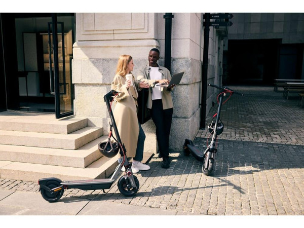Elektricni Trotinet SEGWAY NINEBOT F3 PRO E' ( 'AA.05.17.02.0003' )  POKUĆSTVO