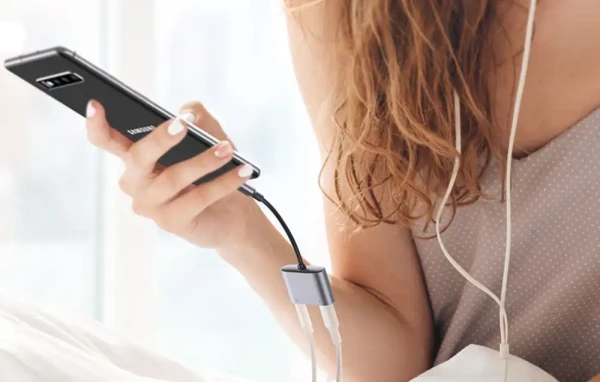 UGREEN CM231 USB-C na 3.5mm i USB-C Audio Adapter (Sivi) MOBILNI TELEFONI I TABLETI