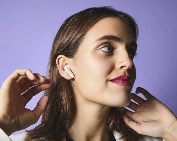 ENERGY SISTEM White Chargeview TWS Bežične slušalice bele (M50048)  IT KOMPONENTE I PERIFERIJA