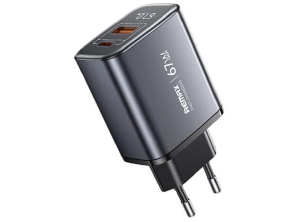 REMAX Strujni Fast punjac GAN 1xUSB 3.0+1xTIP C 67W, crni  MOBILNI TELEFONI I TABLETI